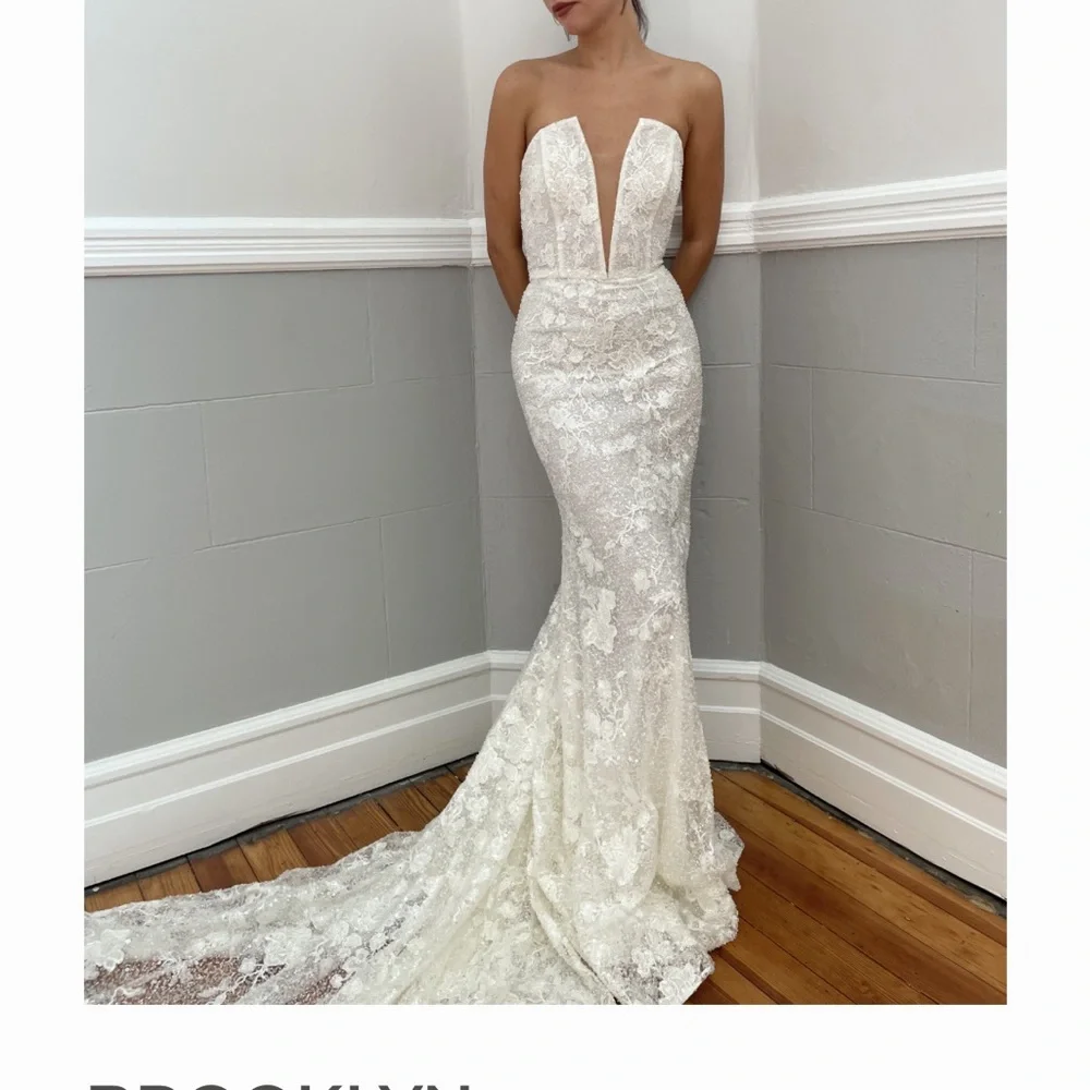 RIVINI Brooklyn Wedding Gown - Picture 1 of 5